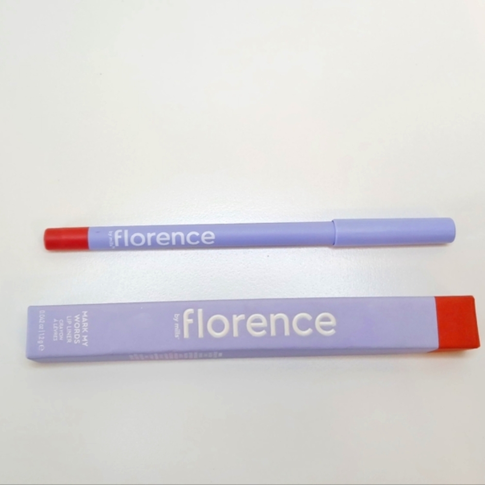 Florence Mark my Words Lip Liner Crayon in Poised (Pink)